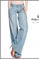 Голубые расклешенные джинсы (размер М)