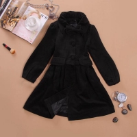 Черное пальто с бантиком на воротнике (размер L)