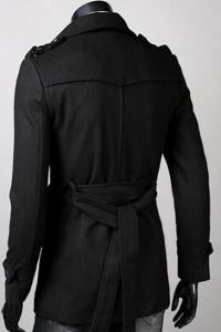 Черное пальто с поясом