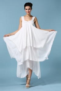 Модное платье с многослойным подолом